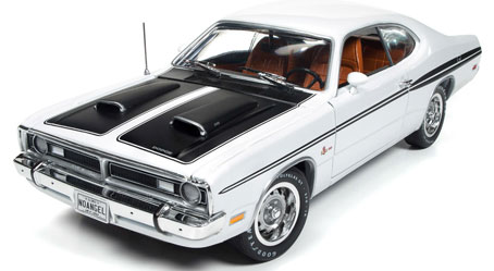 1/18 1971 Dodge Demon (White/Black)