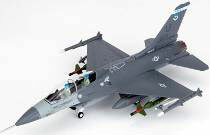 DA 1/72 F-16D fighter jet model
