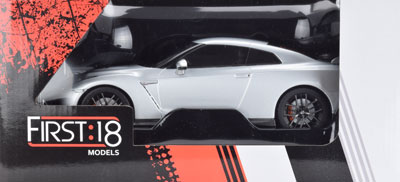 1/18 Nissan GT-R 2017 Ultimate Metal Silver