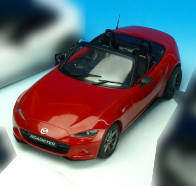 1/18 Mazda NEW Roadster Seoul Red Premium Metallic
