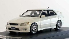 1/43 Toyota Altezza RS 200 (Custom Version) Super White II