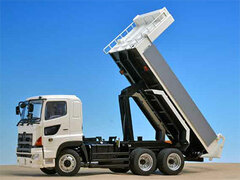 1/50 Hino Profia FS 6x4 Dump Truck White Full Cab Standard Roof (Black Chassis)