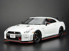 AvanStyle 1/18 GT-R nismo N'attack package (White)
