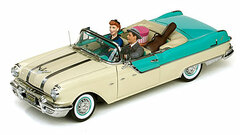 Sunstar 1/18 1955 Pontiac Star Chief Hard Top Convertible I LOVE LUCY) (Blue/White)