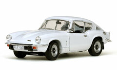 Sunstar Model Car 1/18 1970 Trimp Spitfire GT6 (White)