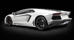 1/8 Lamborghini Aventador (SOLID WHITE) Assembly Kit