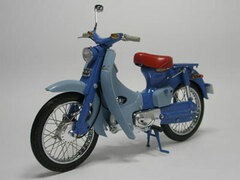 Pre-Painted Complete Diecast Model 1/12 Honda Super Cab C100 1958 w/Helmet