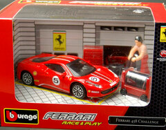 Bburago 1/43 Ferrari 458 Challenge Red