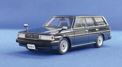 Diecast Mini Car 1/43 YX76V Mark II VanGL Mid. Model (Blue Mica)