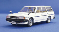 Diecast Mini Car 1/43 YX76V Mark II VanGL Mid. Model (Super White)