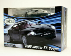 Diecast Pre-Painted Assembly Kit 1/24 2005 Jaguar XK Coupe