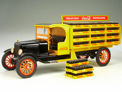 Danbury Mint Complete Model 1927 Coca Cola Delivery Truck