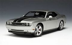 Complete Diecast Model 1/18 2008 Dodge Challenger SRT8 - Bright Silver Metallic