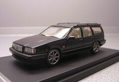 1/43 Diecast Model Volvo 850R Estate (Black)