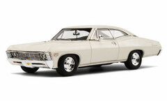 1/43 Chevrolet 1967 Impala 2-door Coupe Armin White