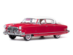 Sunstar Model Car 1/18 Nash Ambassador Airflight (Red/White)