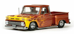 Sunstar 1/18 1965 Chevrolet Pickup C-10 Stepside Low Rider (Metallic Orange)