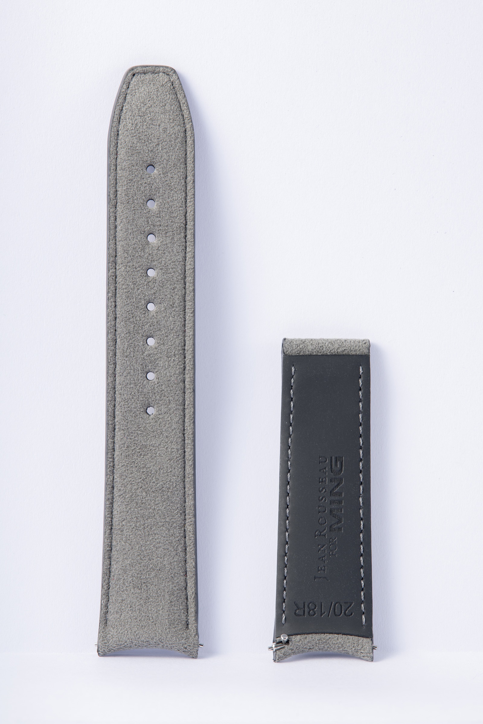 Ming 22MM Short - Grey Alcantara Strap