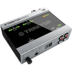 Native Instruments Traktor Scratch A6 - Audio 6 DJ Advanced DJ Audio Interface and Traktor Scratch Pro 2 DJ Software License