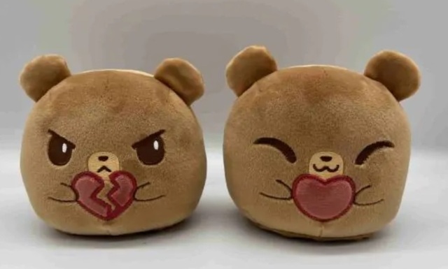 Plushiverse: Reversible Plushie 4in - Beary Loving