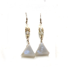 GameScience Dice Earrings - Moon Goddess d5