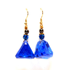 GameScience Dice Earrings - Arcane Sapphire d5